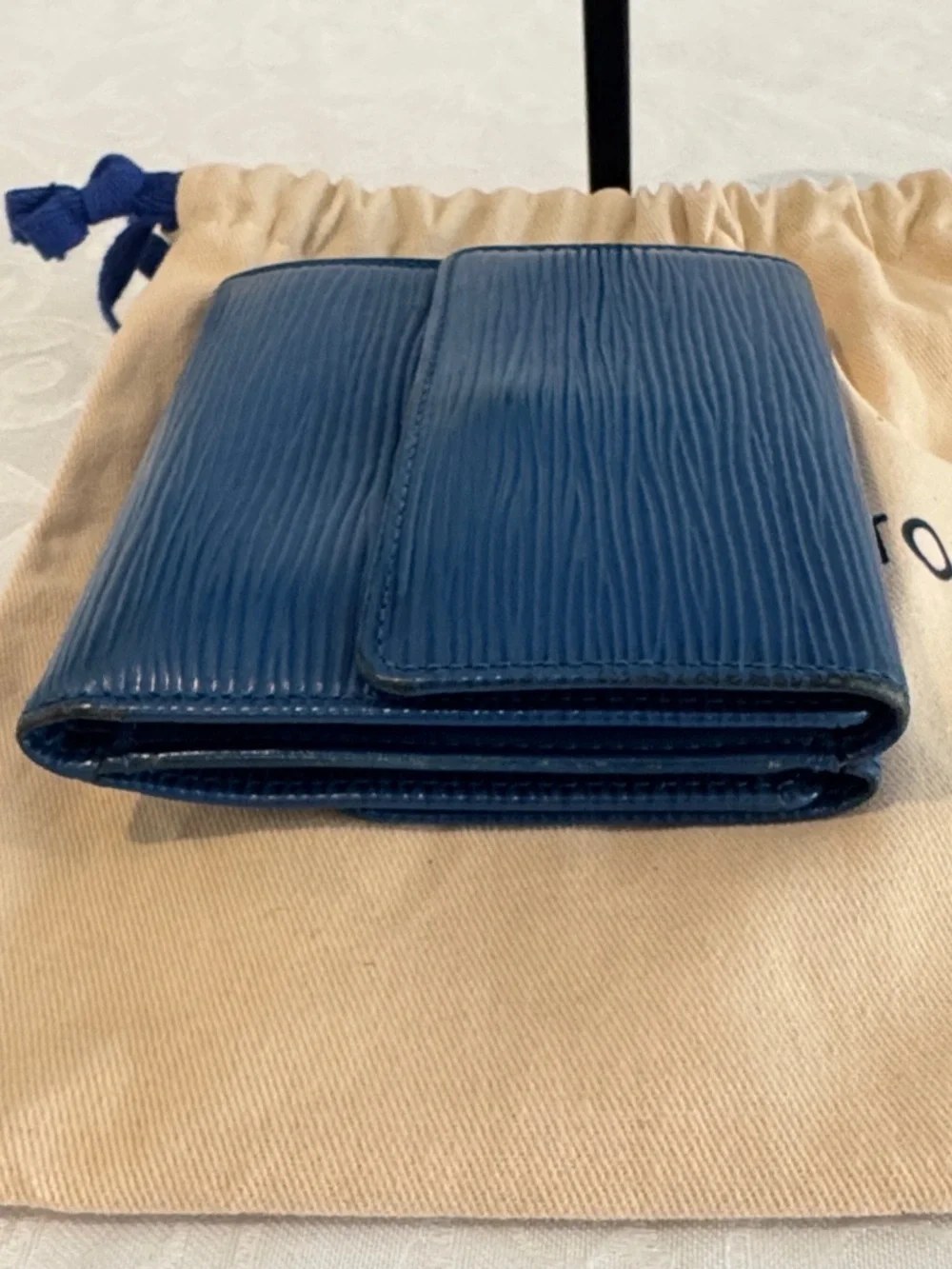 Louis Vuitton Epi Leather Small Wallet in Blue
